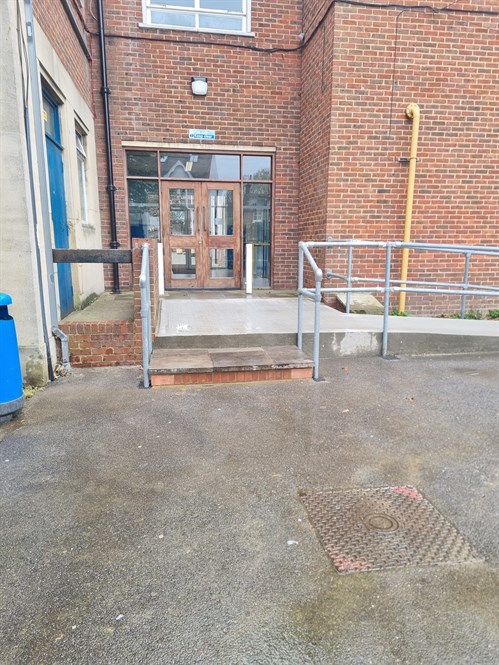 Rutlish School, LB Merton 2